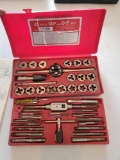 Tap and Die Set, SAE, in Case