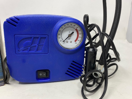 Campbell Hausfeld 12-Volt Inflator with Box