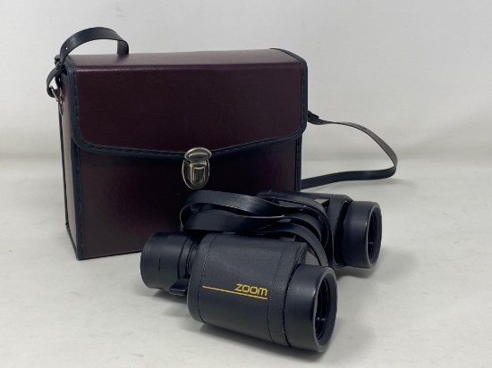 Minolta "Zoom" 7x-15 x 35 Binoculars with Case