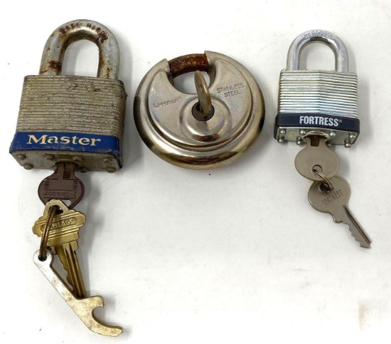 Master, U-Haul and Fortress Padlocks with Keys