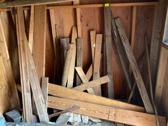 Lot of Lumber Pieces