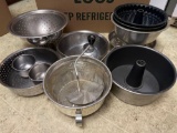 Bakeware and Metal Cookware