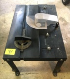 Black and Decker Jig Saw/Router Bench Top Stand