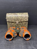 Simmons 8 x 40mm Binoculars with Camouflage Case