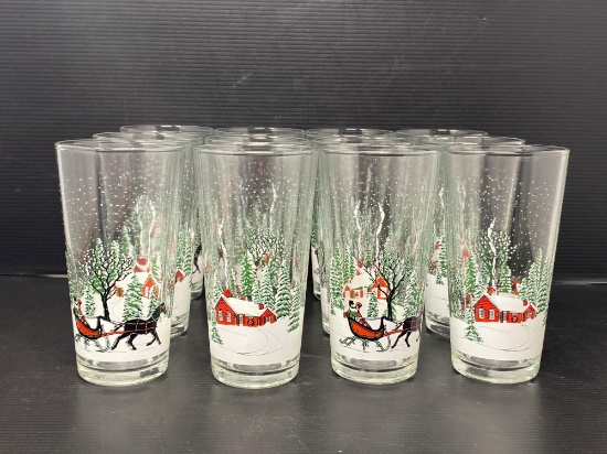 12 Winter Themed Drinking Glasses