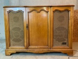 Vintage Zenith Stereophonic High-Fidelity Stereo in Cabinet