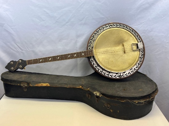 Early 1900's Weymann Banjo and Original Case, 4 String.