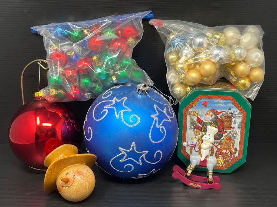Ornaments, Decorative Tin