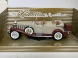 1932 Cadillac Sport Phaeton with Box