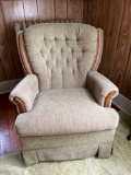 Upholstered Easy Chair with Tufted Back and Wooden Frame