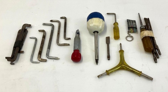Screwdrivers Lot- Various Types and Sizes