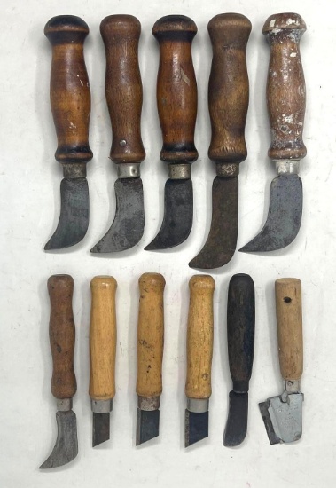 Grouping of Curved Blade Carving Knives and Other Utility Knives