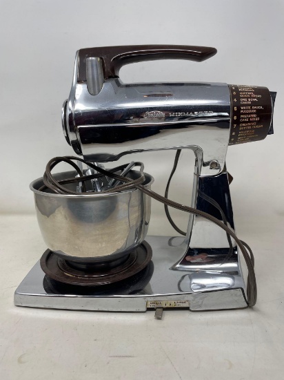 Sunbeam Mixmaster Stand Mixer and Attachments