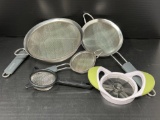 4 Various Sized Strainers, Apple Slicer