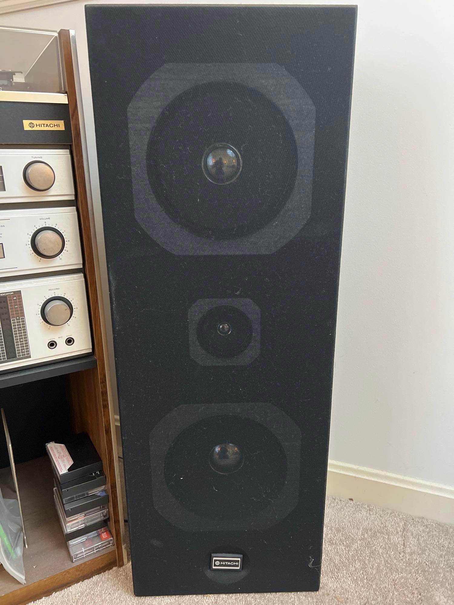 Hitachi Stereo System with Turntable, AM/FM | Proxibid