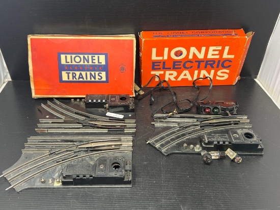 Lionel Switches in 2 Boxes