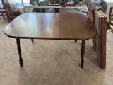 Maple Extension Table with 6 Leaves