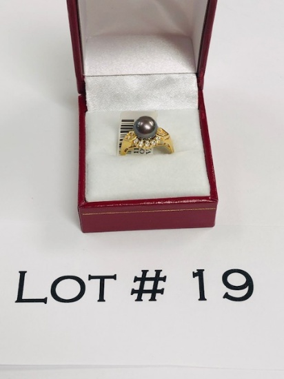 18kt Gold Diamond and Pearl Ring