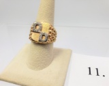 14KT YELLOW GOLD INITIAL DIAMOND RING