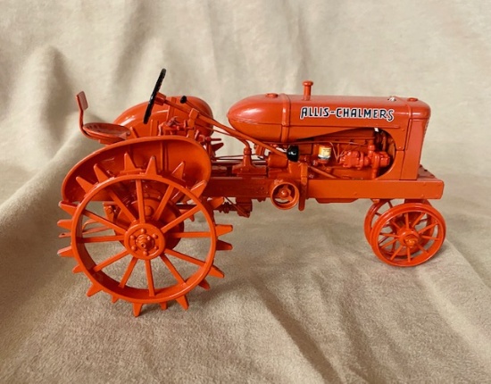 ALLIS CHALMERS TRACTOR