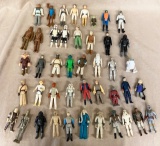 (44) VINTAGE STAR WARS FIGURINES