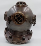 DIVING HELMET