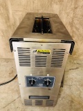 Roundup Vertical Contact Toaster