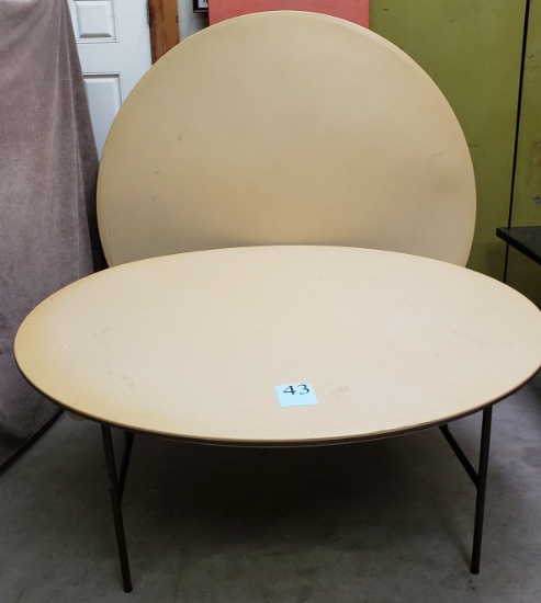 LOT OF 2 ROUND TABLES 72"