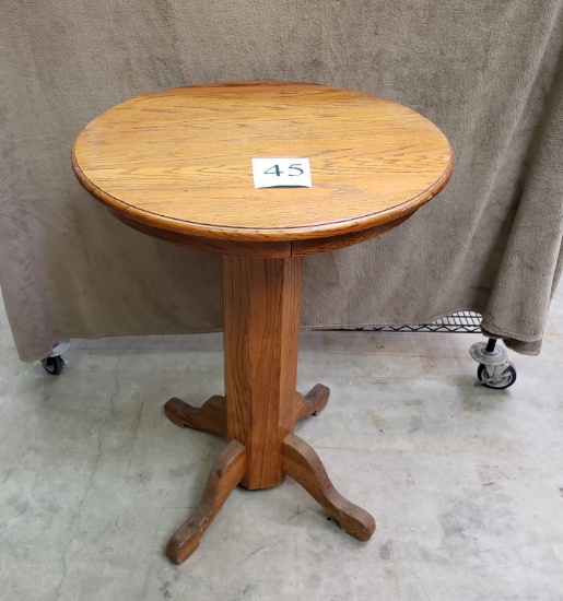 ROUND WOOD 30" PUB  TABLE