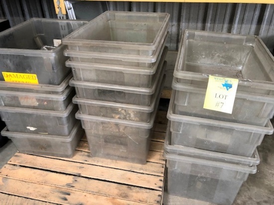LOT OF 16 PLASTIC STORAGE CONTAINERS