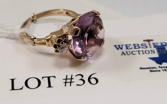 14KT YELLOW GOLD AMETHYST AND DIAMOND RING SIZE 6