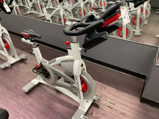 SCHWINN CARBON BLUE SPIN BIKE