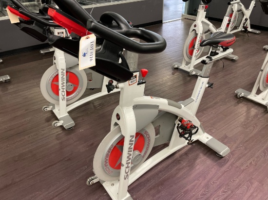 SCHWINN CARBON BLUE SPIN BIKE