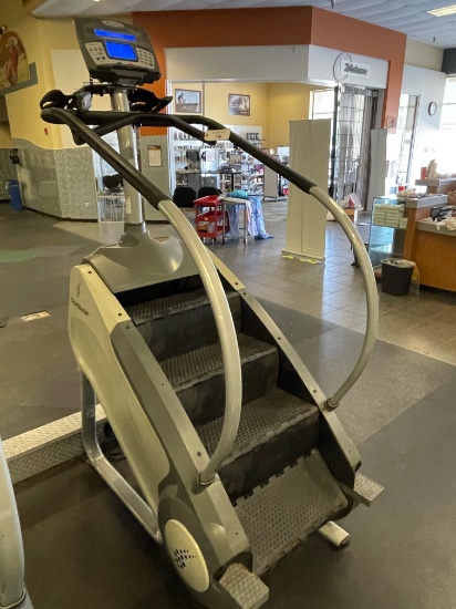 STAIR MASTER STAIR CLIMBER