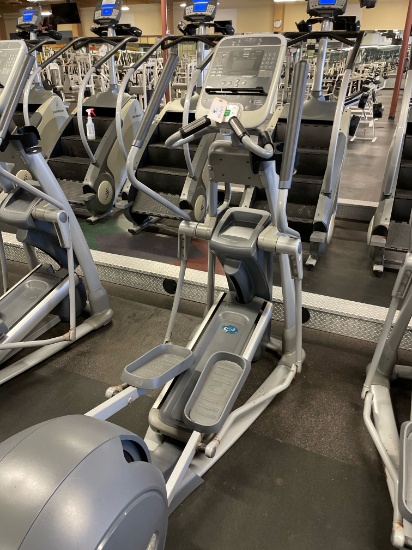 PRECORE EFX576i ELIPTICAL MACHINE