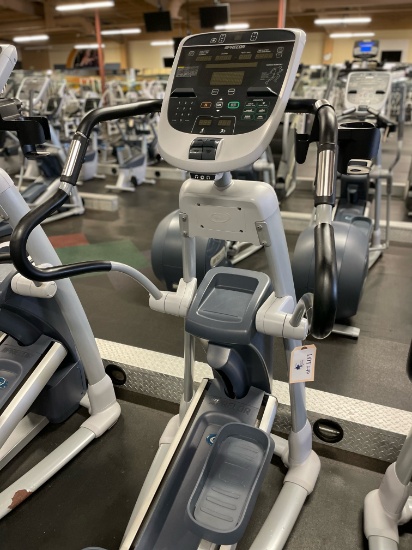 PRECORE EFX546i ELIPTICAL MACHINE