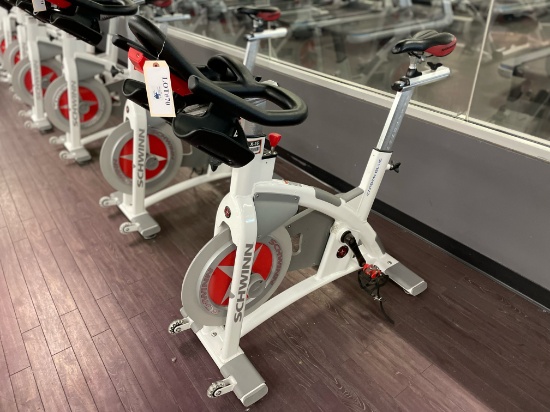 SCHWINN CARBON BLUE SPIN BIKE