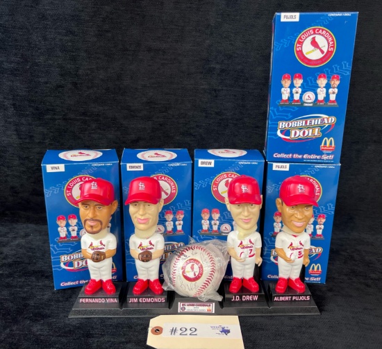 SET OF 5 ST. LOUIS CARDINALS BOBBLE HEADS AND MCDONALDS COLLECTOR BALL WITH STAND