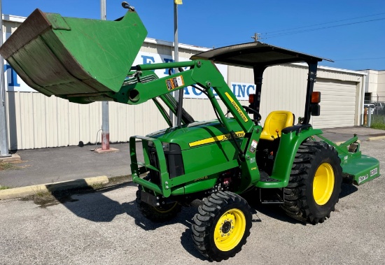 2014 JOHN DEERE TRACTOR