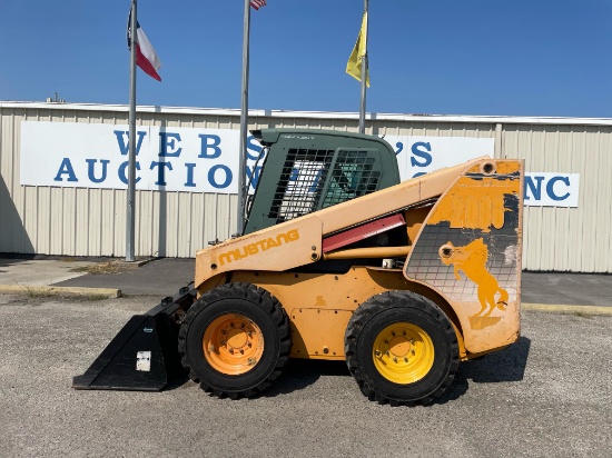 MUSTANG TURBO 2086 SKID STEER