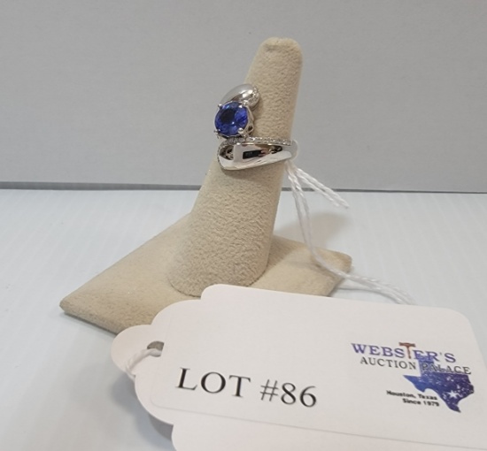 14KT WHITE GOLD TANZANITE AND DIAMOND RING