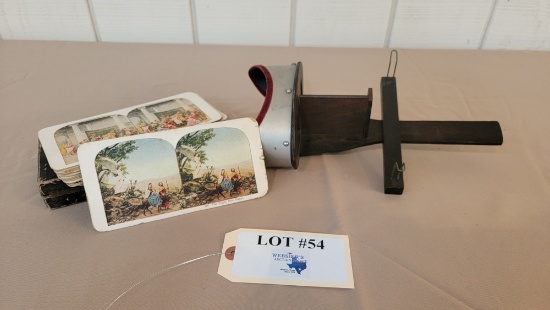 ANTIQUE STEREO VIEWER STEREOSCOPE WITH COLOR VIEWING CARDS