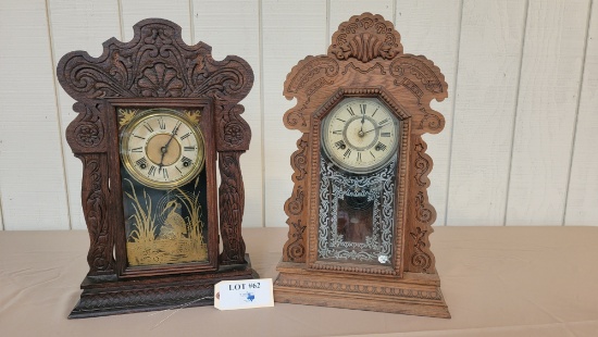 2PC ANTIQUE KITCHEN CLOCKS - 1 SESSIONS