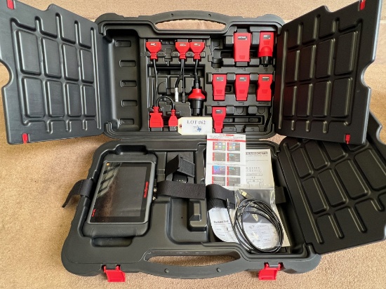 AUTEL MAXISYS AUTO DIAGNOSTIC AND CALIBRATION TOOLS AND DISPLAY TABLET