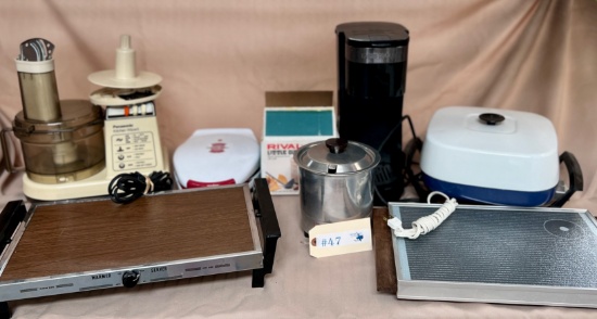 LOT OF SMALL APPLIANCES