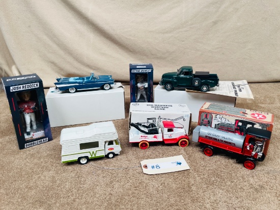7PC DIE CAST CARS AND BOBBLE HEADS