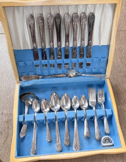 W.M. ROGERS FLATWARE