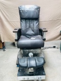 HUMAN TOUCH MASSAGING PEDICURE CHAIR WITH BOWL