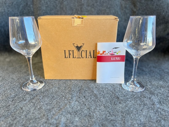 NEW LUXU WINE GLASSES IN BOX