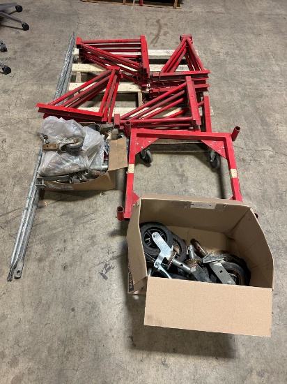 SCAFFOLDING BRACES WITH WHEELS